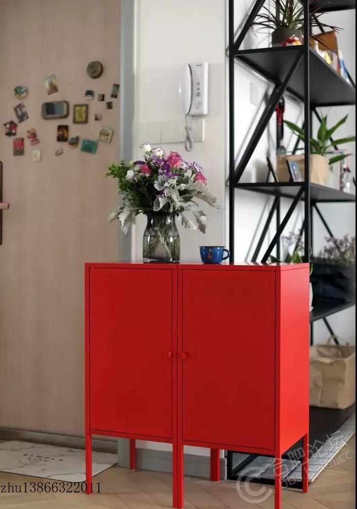 鞋柜可用百叶门更透气,并加入樟脑球; ⑤如果户型尴尬,无处摆鞋柜